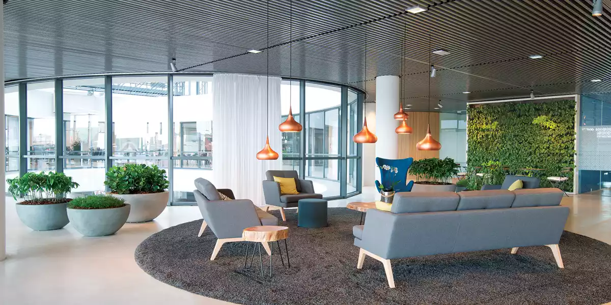 Hans J. Wegner Stole: Tidløst Design hos Carl Hansen & Søn
